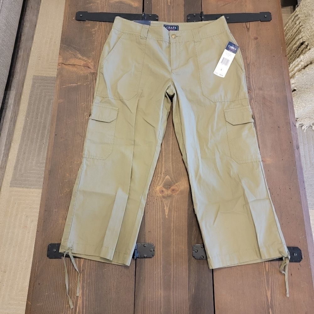 Chaps Sage Khaki Capris size 4 *NWT*